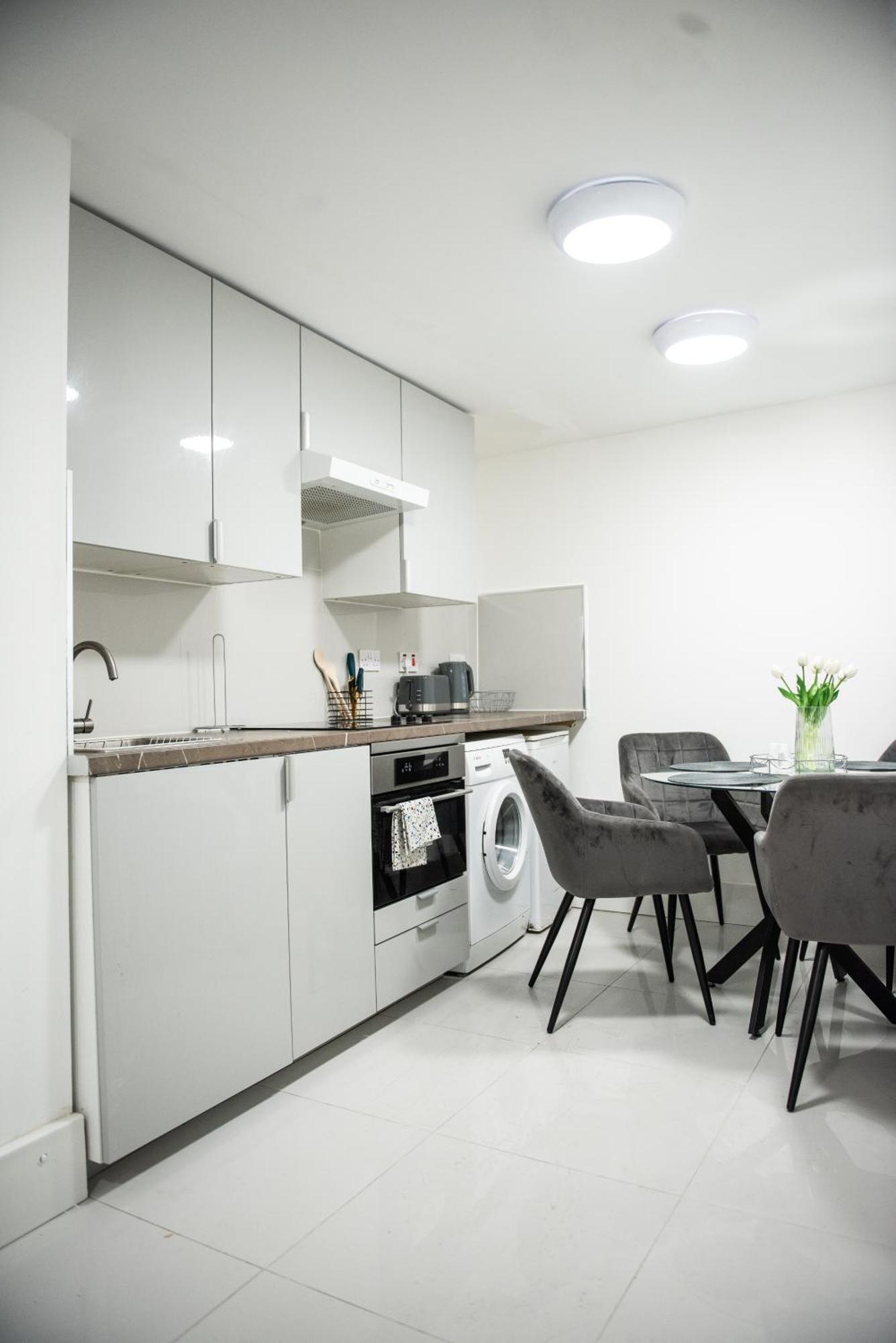 1B Apartment, 30 Mins To Oxford Street Londra Exterior foto